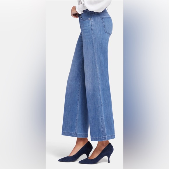 NWT NYDJ Teresa Wide Leg Plus Size LiftxTuck Jeans in Light Denim Wash | 14 - Picture 3 of 8